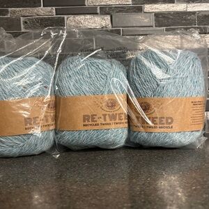 Lion Brand Re-Tweed Recycled Yarn Skyway Blue
